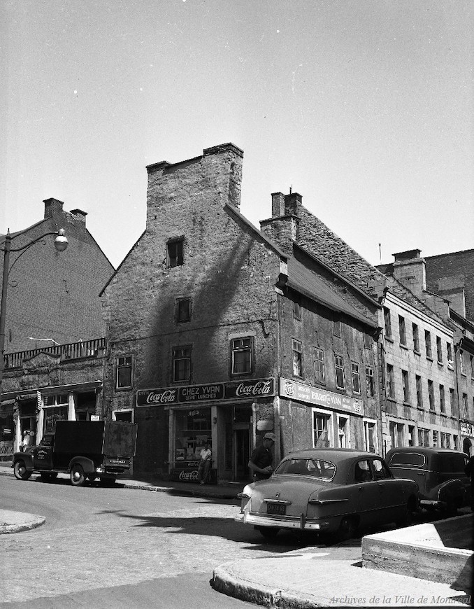 1953-Rue Bonsecours