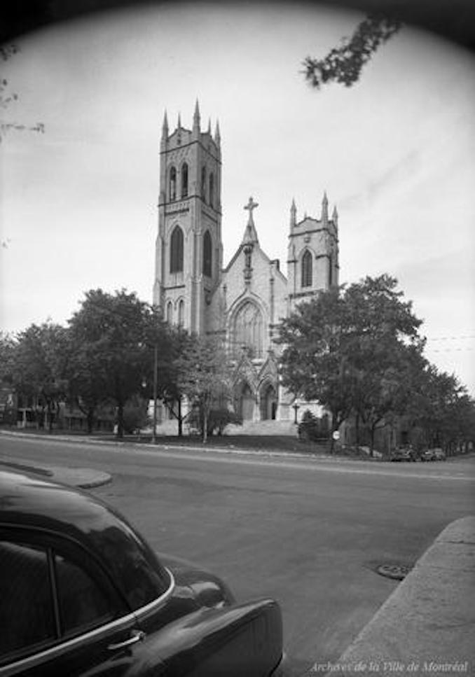 1954-Montreal Saint-Viateur d'Outremont church