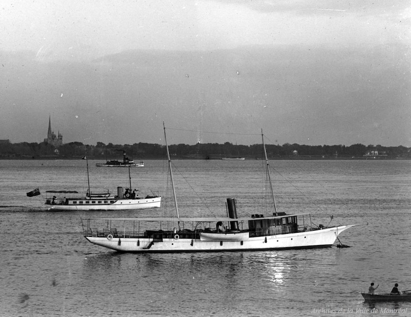 1920?-Embarcations sur le fleuve Saint-Laurent