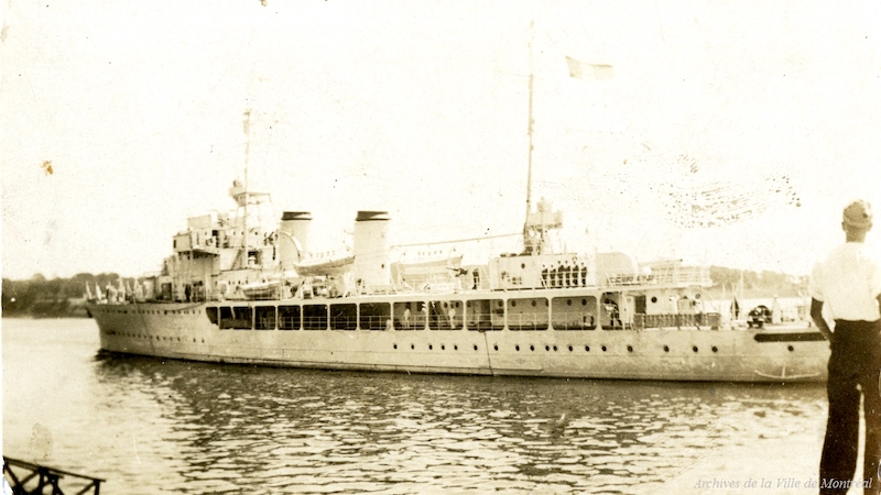 1933-Croiseur français dans le port de Montréal