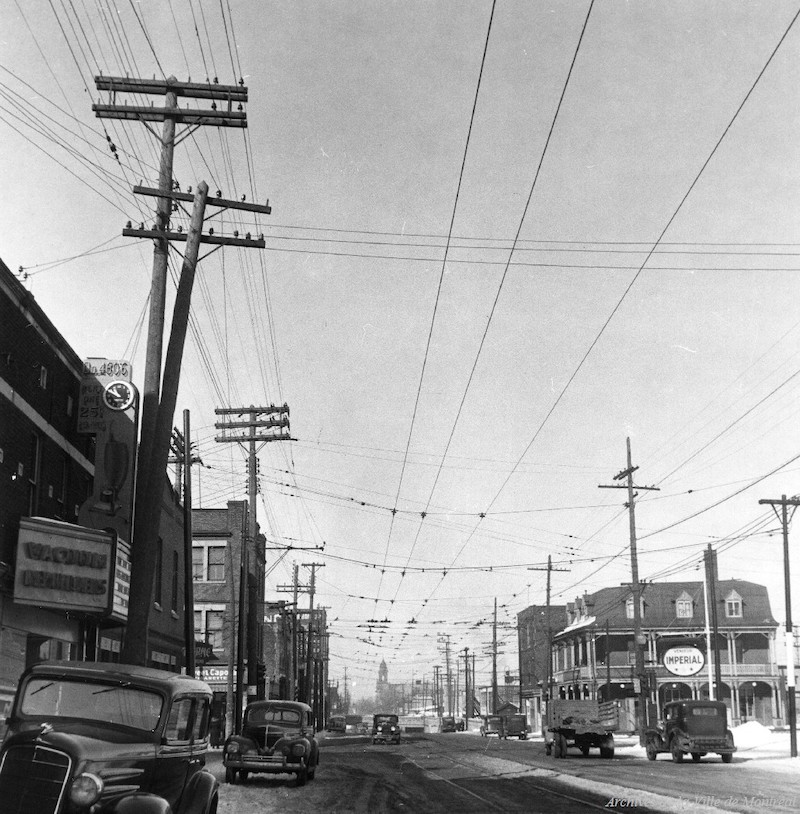 1940-Boulevard Saint-Laurent, vers le nord, à partir de la rue Bernard