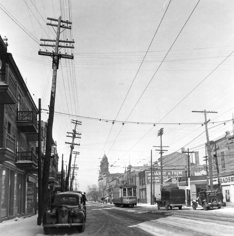 1940-Boulevard Saint-Laurent, vers le nord