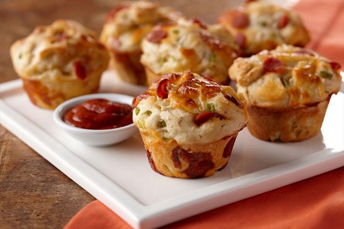 Pizza Snacking Muffins