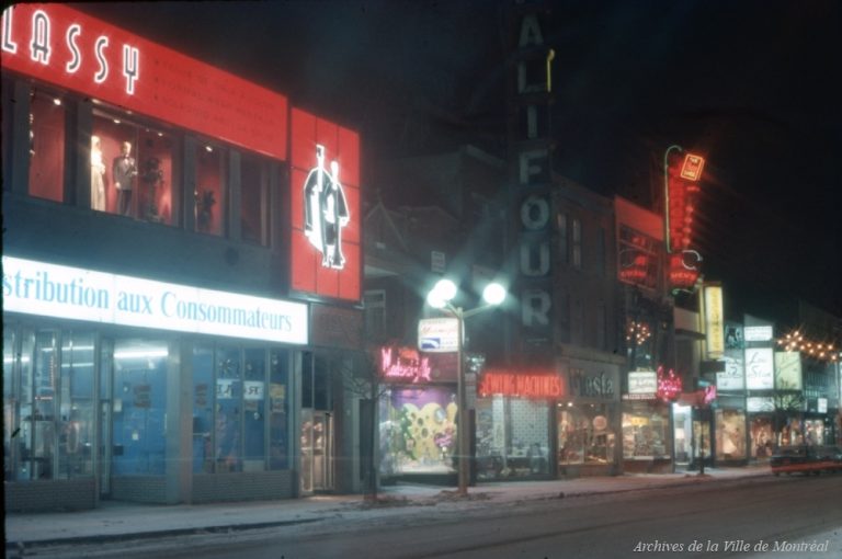 Photographies anciennes de la rue Saint Hubert (19201977)