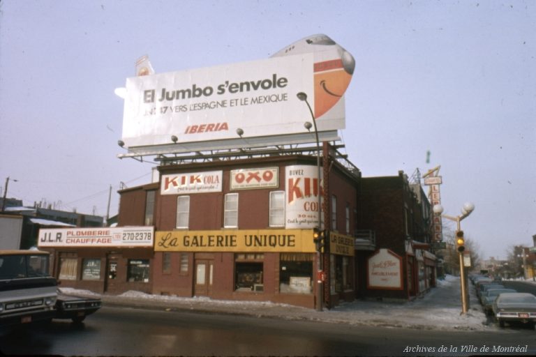 Photographies anciennes de la rue Saint Hubert (19201977)