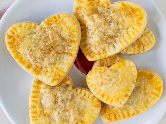 Recipe for Heart Shaped Strawberry Hand Pies