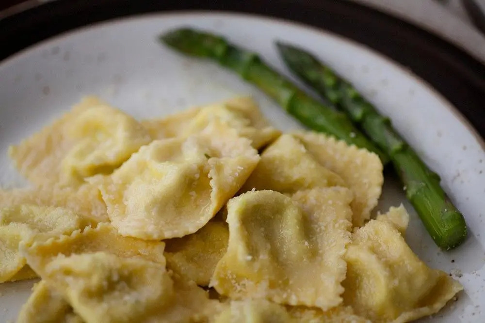 Recipe for Ricotta and Asparagus Tortelli