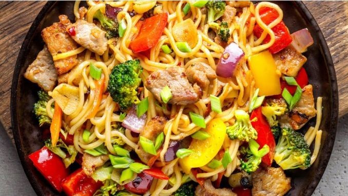 Asian Noodles in Peanut Sauce