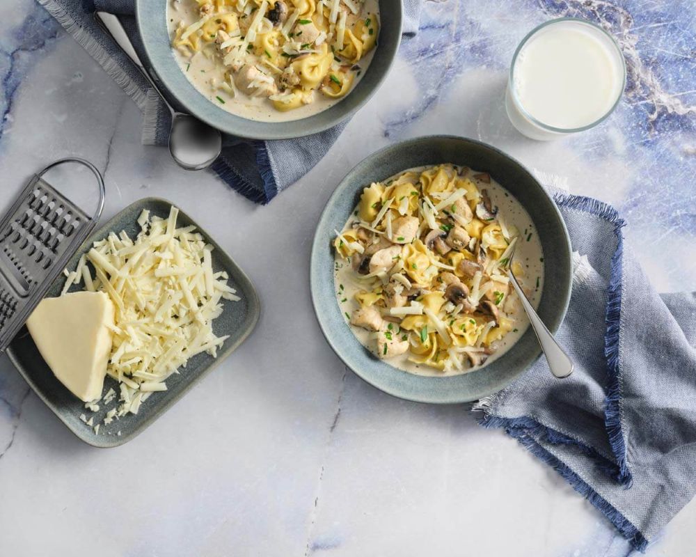 Recipe for Creamy Chicken & Mushroom Tortellini Soup